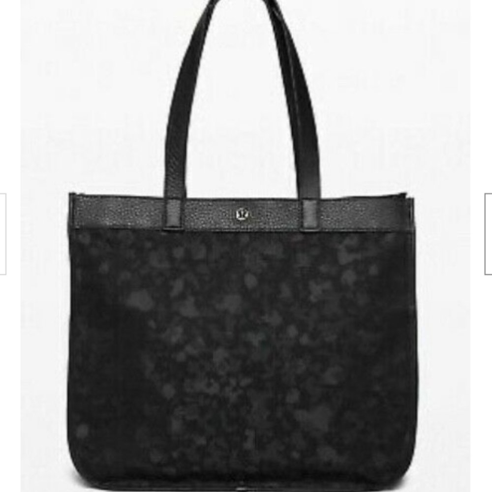 NWT Lululemon Now And Always Tote *Large